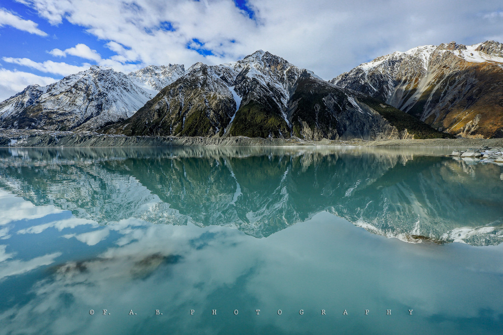 světlo, Nový Zéland, nebe, jezero, odraz, Příroda, voda, mraky, Kánon, krajina, scenérie, Canterbury, nz, Průhled, southisland, symetrický, zrcadlový obraz, aotearoa, ledovců, mountcook, Aoraki, Tasmanlake, Mountcooknationalpark, mountainviews, terminallake, tasmanglacierlake, taonga, canoneos5dmarkiii, Fabfotografie, Fernandezbarrett, glacialcrystals