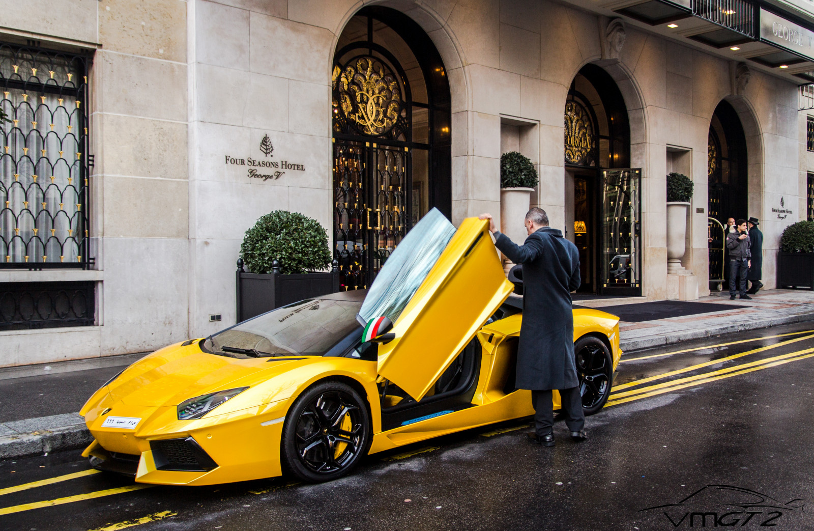 město, ulice, auto, vozidlo, silnice, fotografování, Dům, žlutý, Lamborghini, Lamborghini Aventador, Kánon, Francie, Paříž, Lamborghini Gallardo, sportovní auto, výkon auta, limuzína, 4, 2014, kolo, lp, superauto, eos, 60d, 700, Aventador, lp7004, pozemní vozidla, automobilového designu, automobilový exteriér, luxusní vůz, kompaktní vůz, motorové vozidlo, městské auto, vmgt2