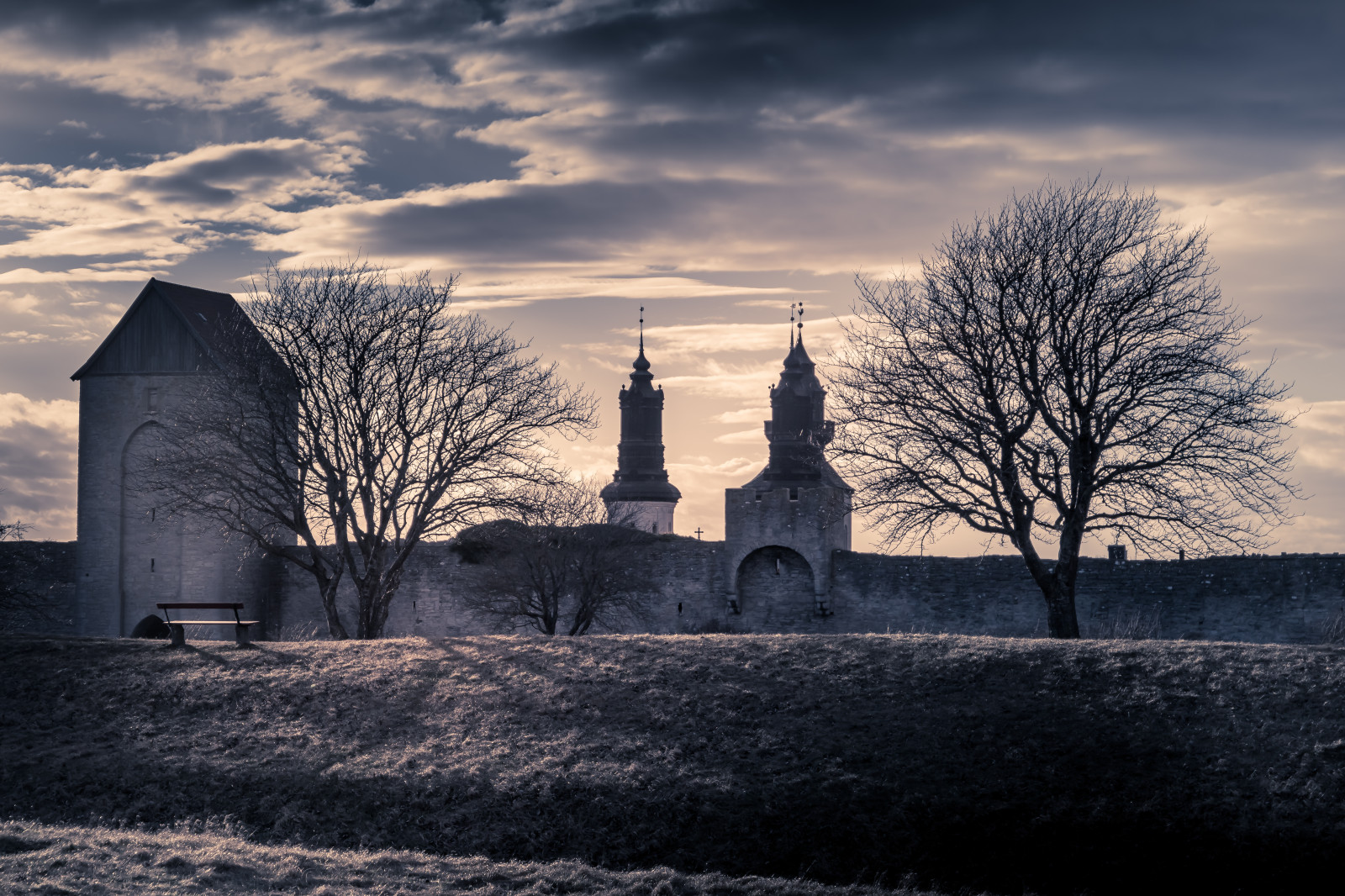 slunečnímu záření, krajina, západ slunce, architektura, odraz, nebe, sníh, zima, svítání, večer, ráno, Švédsko, soumrak, Visby, mrak, svítání, nálada, se, Gotland, tma, mezník, gotlandsl n, citywall