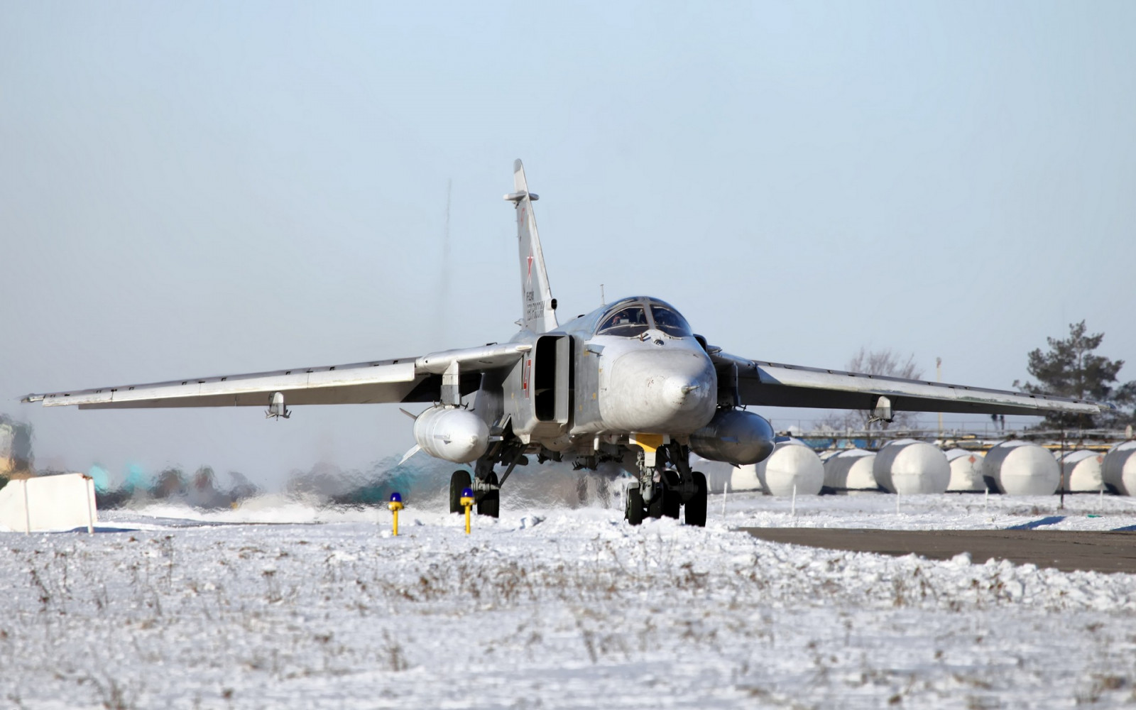 fordon, krig, flygplan, flygplan, militär-, militära flygplan, McDonnell Douglas F 15 Eagle, McDonnell Douglas F 4 fantom II, flygvapen, Su 24, Ta av, flyg, jordens atmosfär, stridsflygplan, flygmotor, jetplan, McDonnell Douglas AV 8b harhund ii