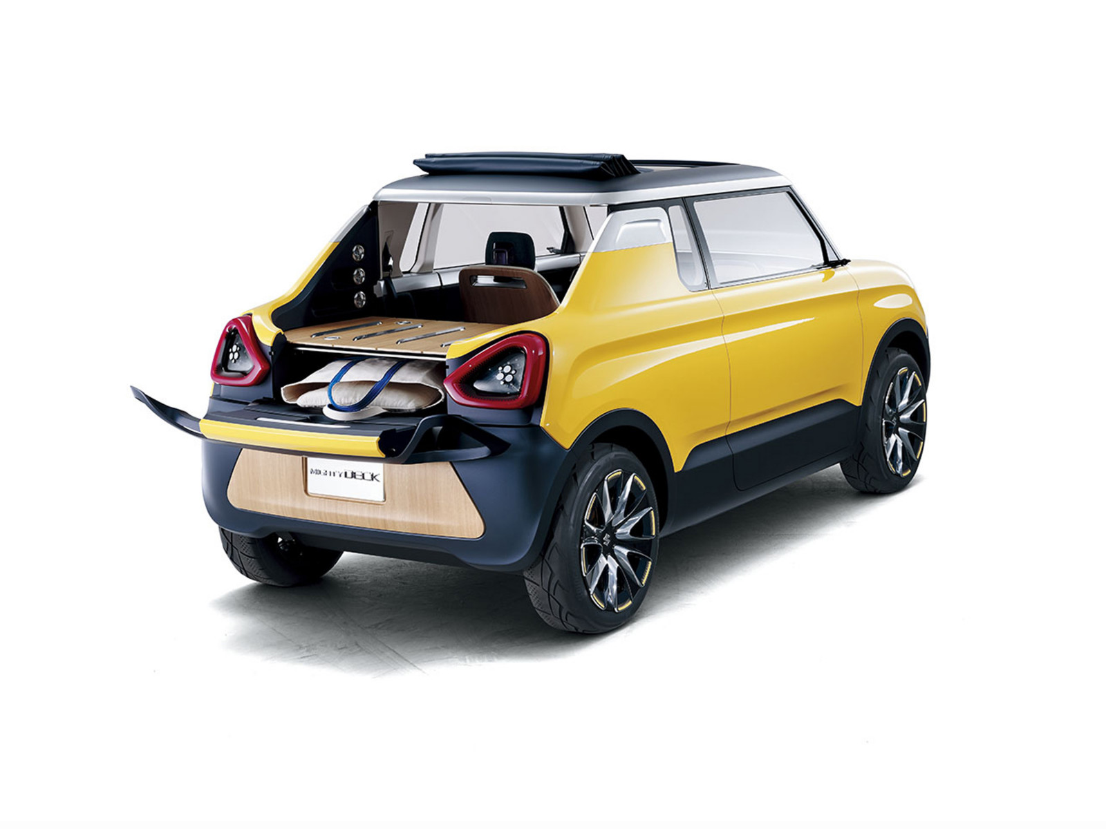 auto, vozidlo, Hračka, 2015, Suzuki, mini, netcarshow, netcar, obrázky vozidel, photo auto, Mighty koncept Deck, pozemní vozidla, automobilového designu, automobilový exteriér, automobil make, model auta, nárazník, kompaktní vůz, městské auto, Kompaktní sportovní užitkové vozidlo, mini e