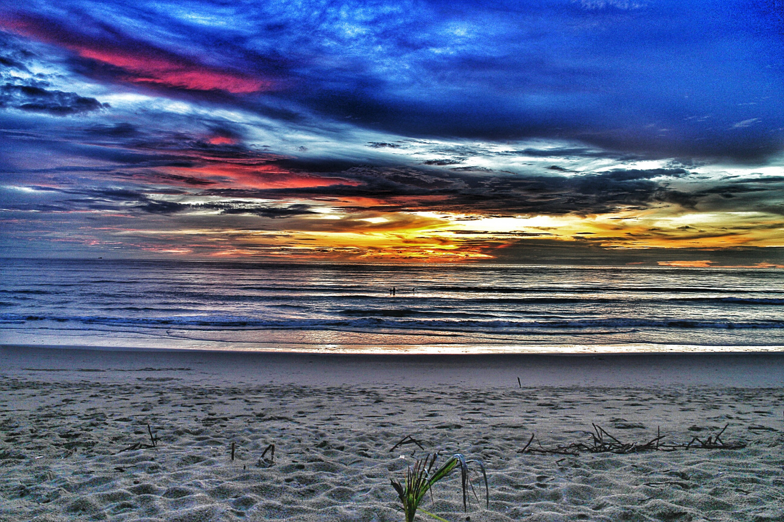 výlet, cestovat, modrý, západ slunce, Červené, moře, dovolená, lidé, slunečnímu záření, Dovolená, pláž, mokrý, voda, Krásná, krása, žlutý, plavání, plavat, Kánon, Thajsko, Osoba, fotografování, fotografie, písek, dovolená, fotograf, fotky, Indický oceán, modrá obloha, cesta, Thai, plavec, osoby, cestování, bílý písek, bluewaters, vegitation, Khaolak, slunečný den, andaman, andamansea, cestovatel, redsunset, Překrásná místa, nádherný západ slunce, jwmarriott, mimo vyšlapané cesty, mustseeplaces, khukkhak, jwmarriottkhaolak, canoneosm