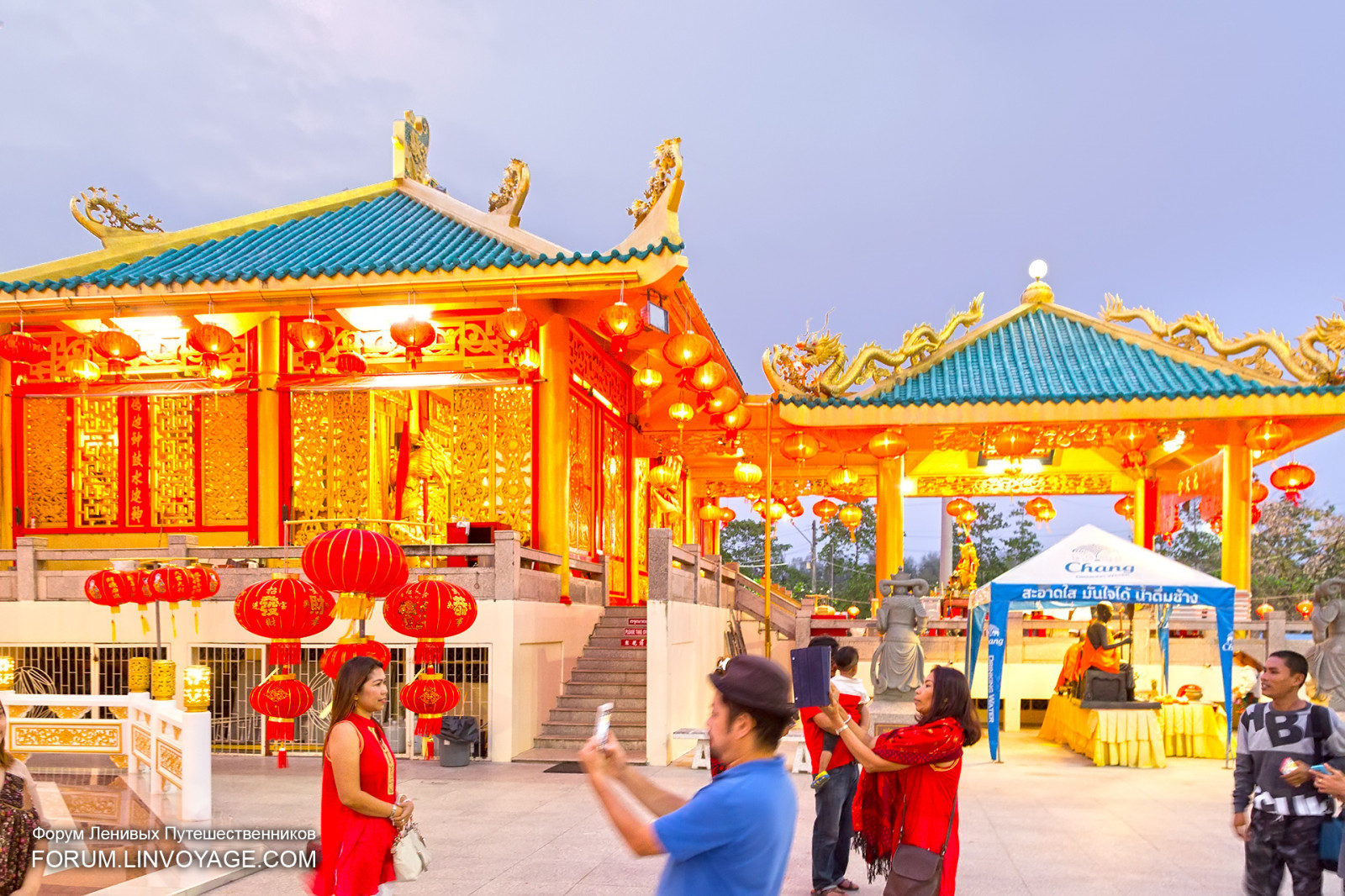 chrám, lidé, Červené, park, letovisko, čínština, svatyně, veletrh, Nový, volný čas, festival, rok, veselý, měsíční, srping, wat, místo uctívání, zábavní park, zábavní jízda, hinduistický chrám