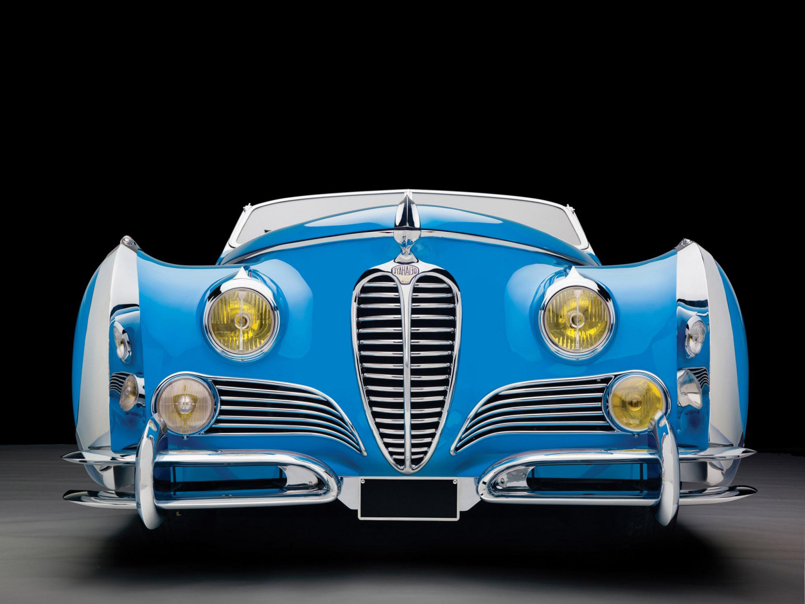 2048x1536 px, auto, Delahaye, vinobraní