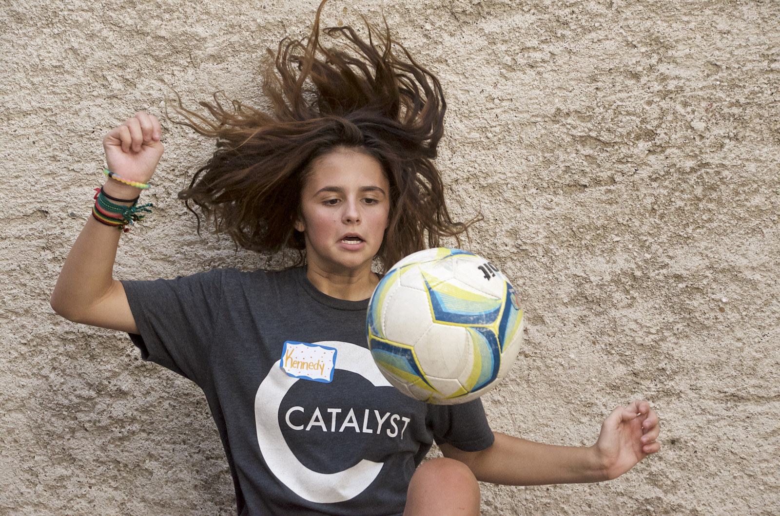 sport, armbånd, blå, hår, Quidditch, fodbold, bold, forår, Person, Spille, Guatemala, farve, antigua, vild, pige, sjovt, spil, udtryk, intens, tshirt, kennedy, springe, katalysator, escuelaintegrada