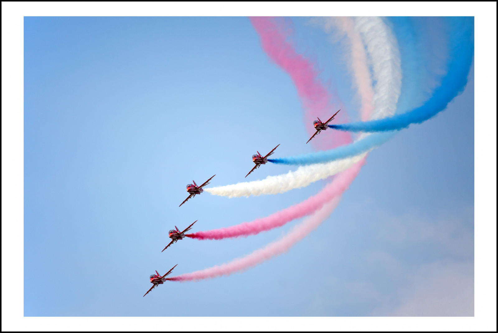 rød, himmel, fly, fly, røg, blå, flyvende, Canon, jetfly, begivenhed, luftvåben, Flyvningen, Sky, luftfart, vinge, atmosfære af jord, luft show, kunstflyvning, generel luftfart, luftfart, air sport, raf, redarrows, Sywell, rafredarrows, public event