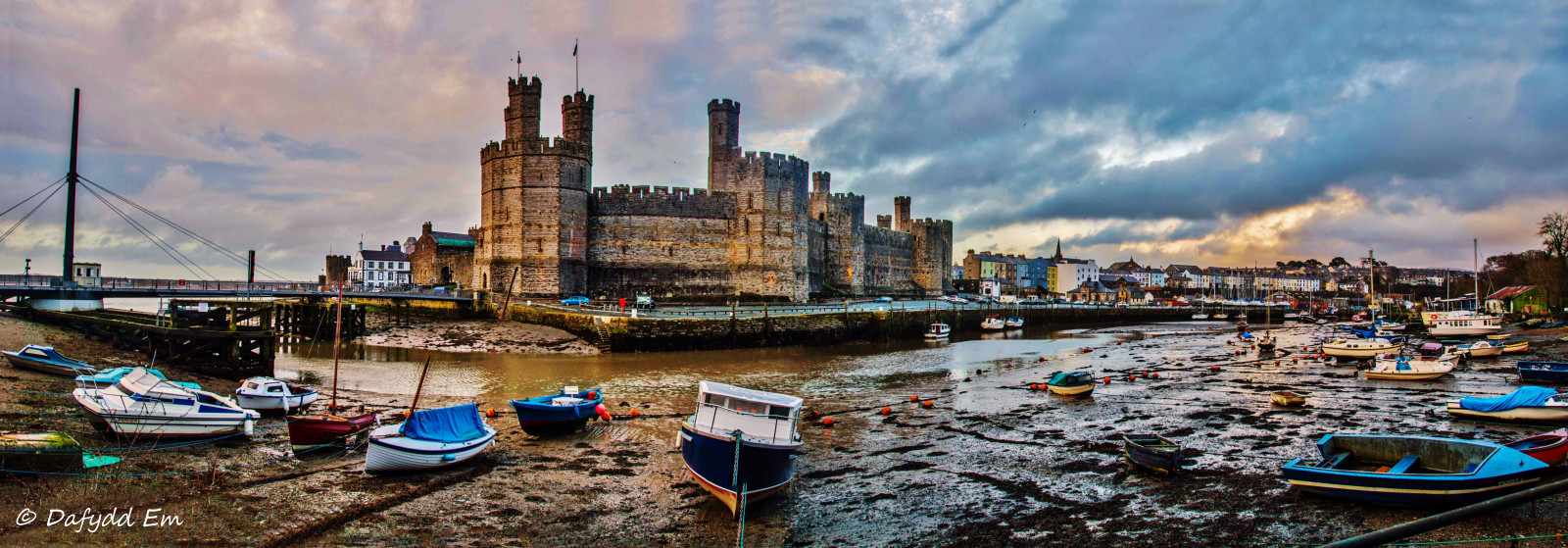 båd, gammel, by, bybilledet, gammel, vand, himmel, skyer, aften, slot, flod, havn, panorama, fort, fæstning, kanal, Nord, Wales, Sky, både, Havn, kanal, berømt, Cymru, vandveje, dre, NorthWales, Caernarfon