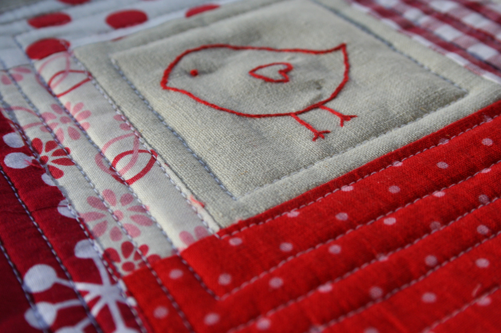 Červené, ptáček, srdíčka, panenka, deka, prádlo, výšivka, 4, polka, výměna, tečky