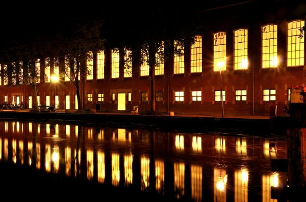 sunlight,architecture,water,trees,dark,night