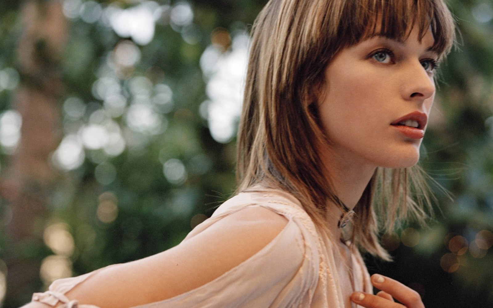 1920x1200 px, skuespillerinne, vakker, skjønnhet, brunette, pike, Jovovich, milla, modell, kvinne