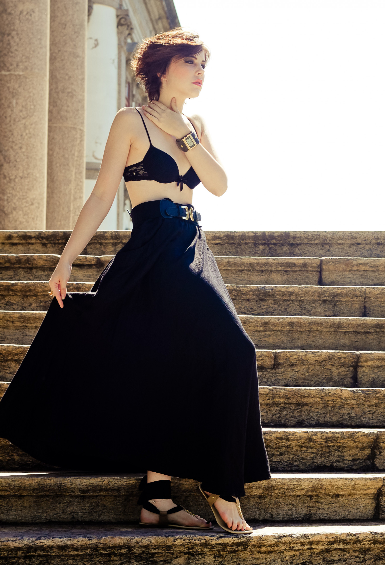 model, modré oči, krátké vlasy, herečka, šaty, móda, oblečení, Bia Arantes, krása, žena, dáma, nevěsta, kostým, talár, focení, formální oblečení