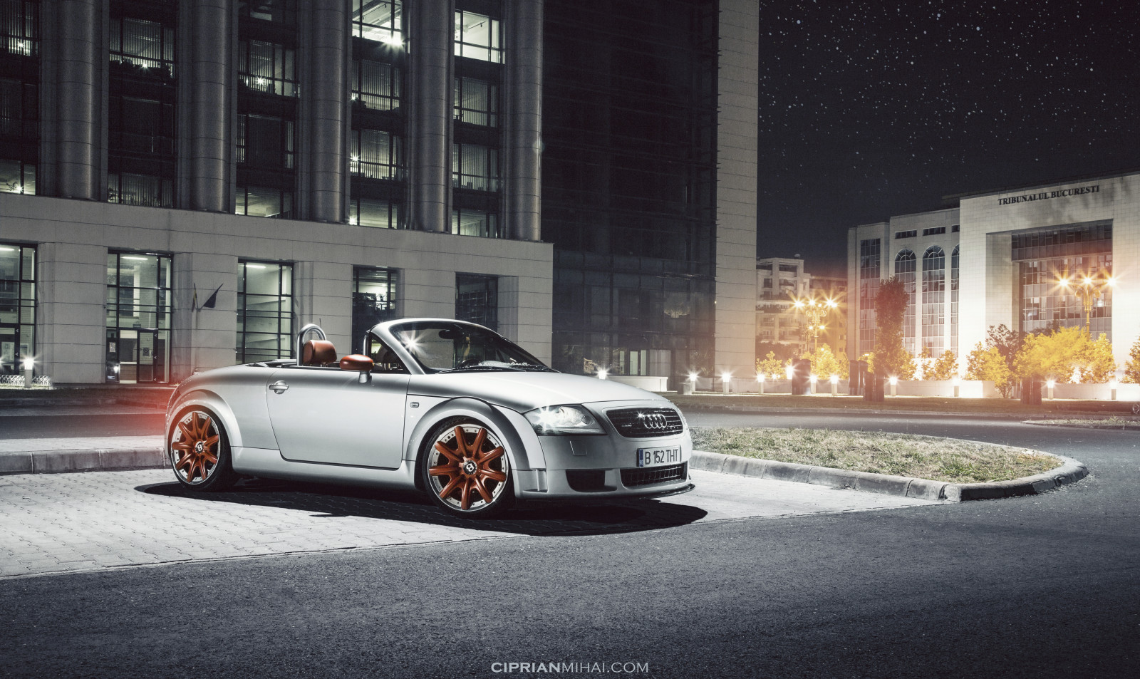 světla, ulice, noc, auto, budova, BMW, vozidlo, silnice, Rumunsko, Kánon, technika, audi, sportovní auto, Roadster, cabrio, kupé, Konvertibilní, výkon auta, Bukurešť, světlo, kolo, cars, umístění, TT, auto, automobil, okraj, 6d, eos, kabriolet, worldcars, automotive, Ciprian, ciprianmihai, počítač tapeta, pozemní vozidla, automobilového designu, automobilový exteriér, luxusní vůz, nárazník, kompaktní vůz, motorové vozidlo, osobní luxusní automobil, výkonné auto, sportovní sedan, městské auto, auto part, automotive Lighting, automotive wheel system