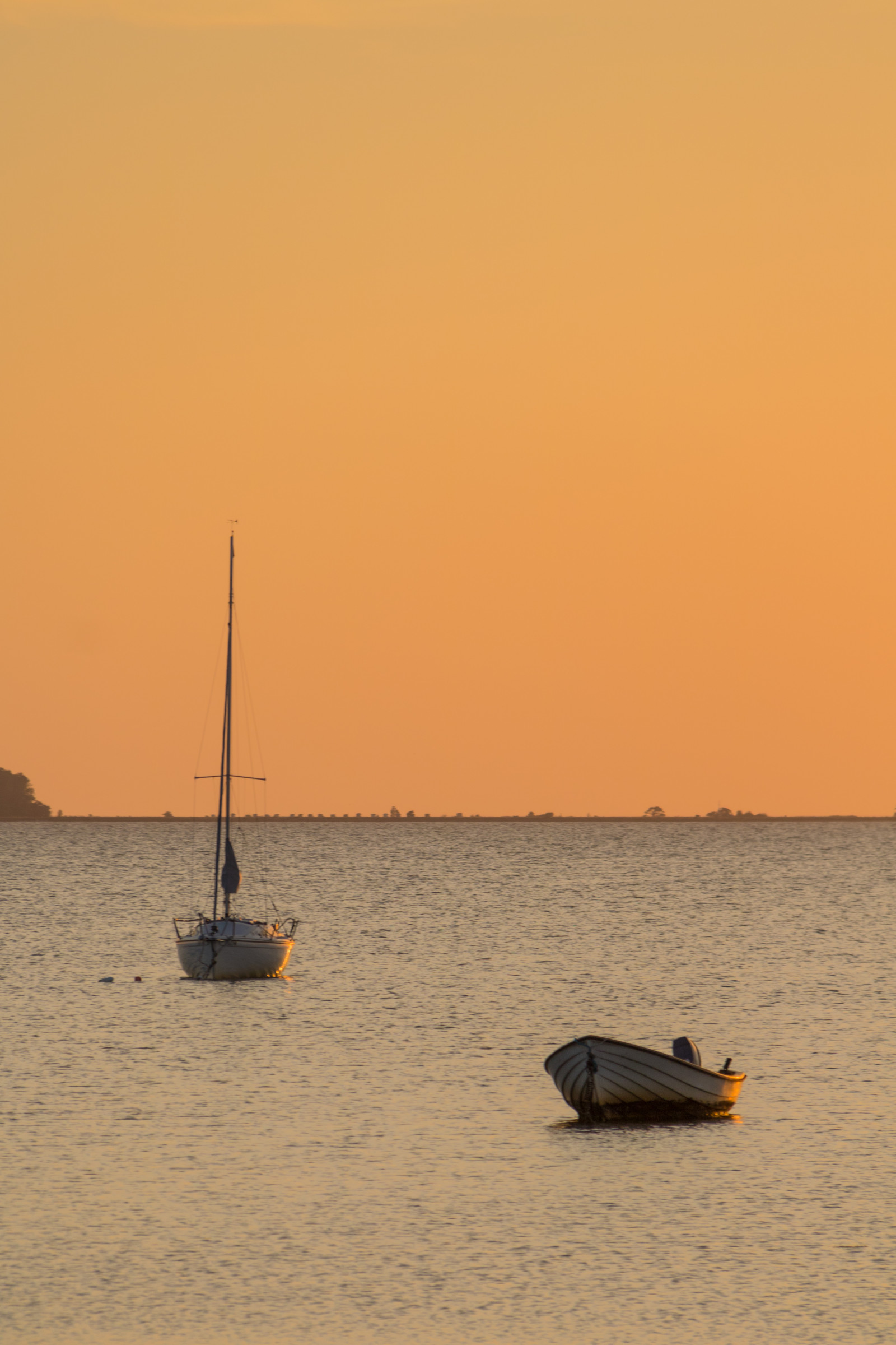 เรือ, พระอาทิตย์ตก, ทะเล, อ่าว, น้ำ, ฝั่ง, ทราย, ท้องฟ้า, ยานพาหนะ, ชายหาด, พระอาทิตย์ขึ้น, ตอนเย็น, เช้า, ชายฝั่ง, ขอบฟ้า, พลบค่ำ, โซล, เมฆ, รุ่งอรุณ, มหาสมุทร, goldenhour, himmel, solnedg ng, Vatten, fiskehoddorna, hav, b t, ลินคอล์น, h llviken, exif model canoneos760d, ประเทศธรณีวิทยา, กล้องทำให้ Canon, geocity, กล้องรุ่น canoneos760d, geostate, ตำแหน่งทางภูมิศาสตร์, เลนส์ Exifs efs18200mmf3556is, ความยาวคลื่น exif 200 มม, exif ทำให้ canon, exif isospeed 100, รูรับแสง exif 63, gyllenetimmen