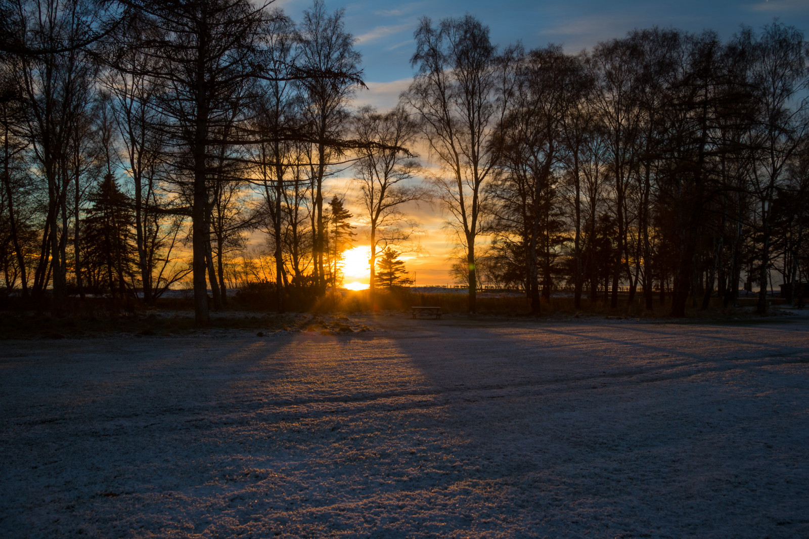 slunečnímu záření, les, západ slunce, moře, noc, Příroda, nebe, sníh, zima, svítání, večer, ráno, slunce, soumrak, slunce, světlo, mrak, strom, podzim, počasí, svítání, rostlina, sezóna, nebe, solnedg ng, Vinter, tr d, hav, moln, exif modelu canoneos760d, geocountry, Kamera aby kánon, geocity, Model fotoaparátu canoneos760d, geostate, geolocation, EXIF čočka efs18200mmf3556is, exif aby kánon, EXIF isospeed 100, EXIF otvor 80, dalabadet, exif focallength 20mm, sn flinga, atmosférický jev, dřevina