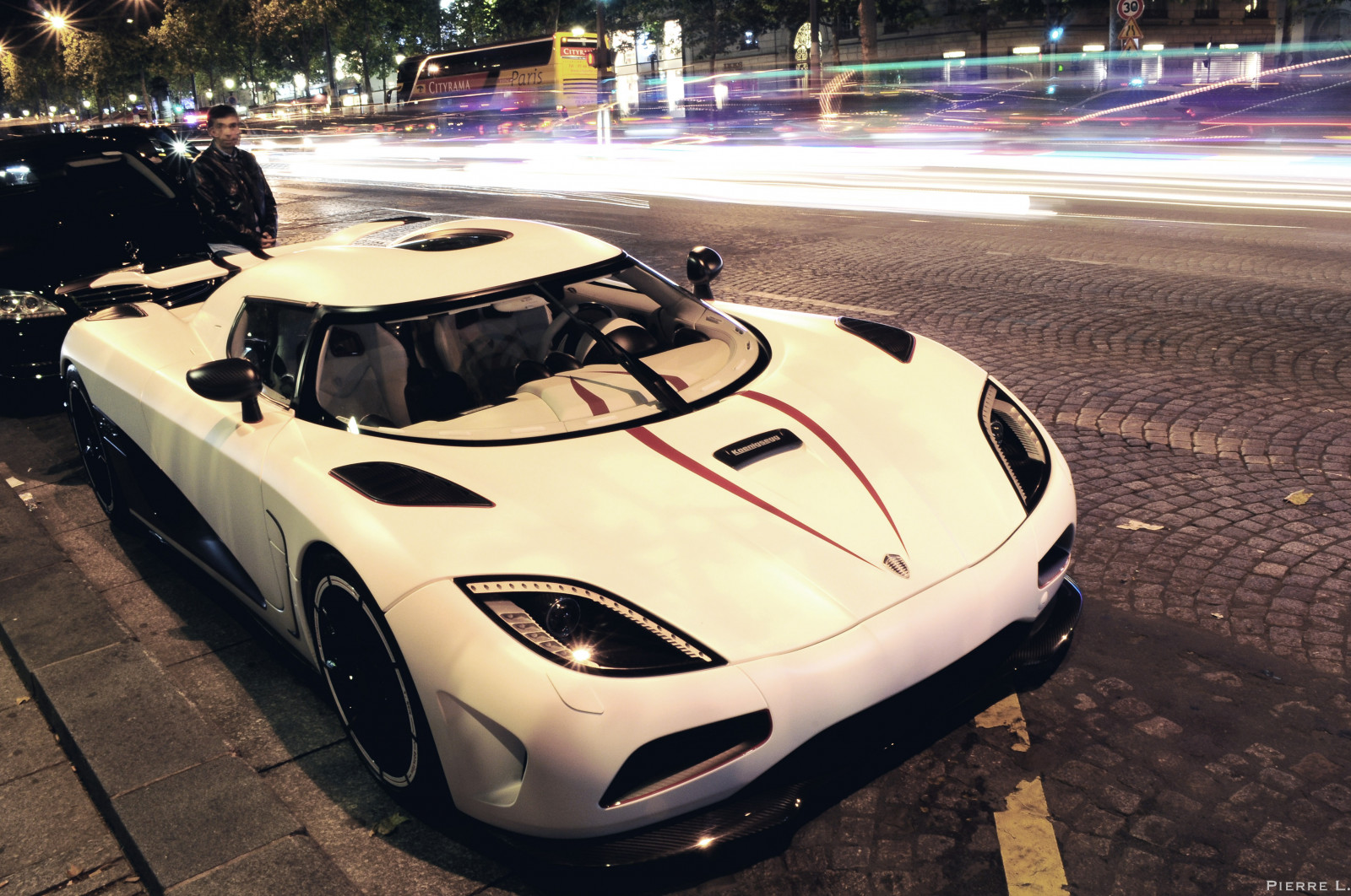 auto, pozemní vozidla, vozidlo, sportovní auto, automobilového designu, superauto, motorové vozidlo, výkon auta, kolo, automobilový exteriér, závodní auto, automotive wheel system, technika, Koenigsegg CCR, osobní luxusní automobil, auto show, Koenigsegg CCX