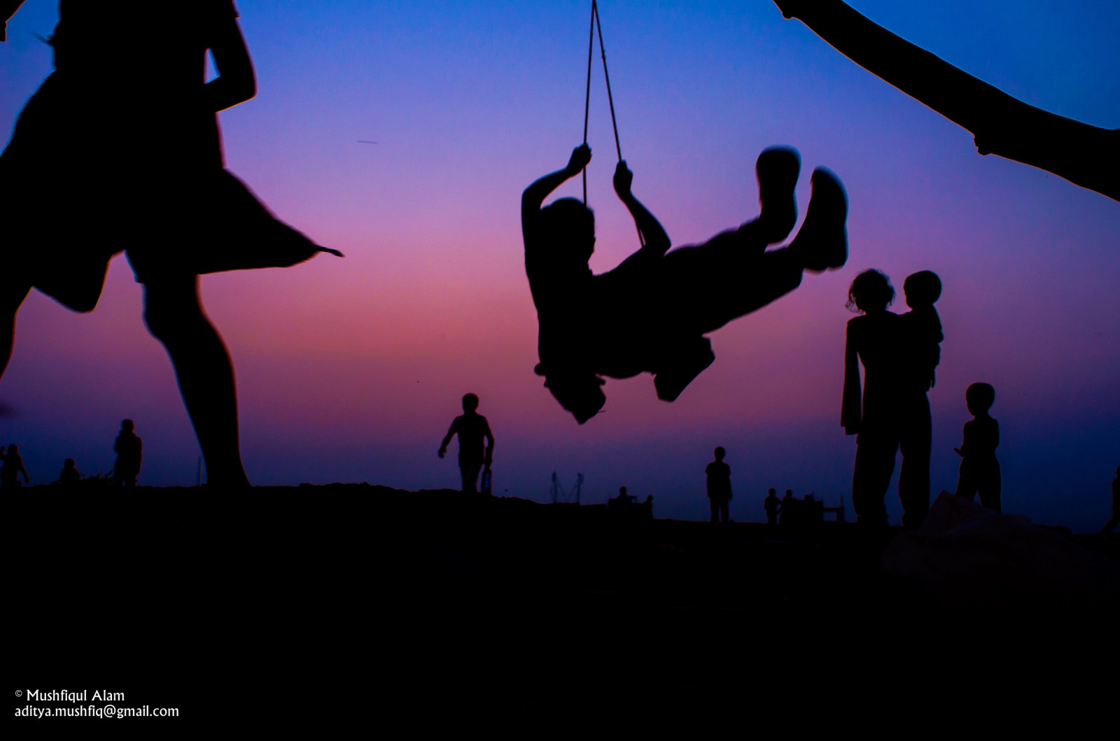 sportovní, lidé, Černá, temný, západ slunce, město, ulice, nebe, stín, zima, silueta, večer, slunce, Nikon, soumrak, Bangladéš, barva, primární, dítě, D7000, zábava, sen, tvar, styl, tma, upřímný, nikond7000, každodenní život, Dhaka, Narayanganj