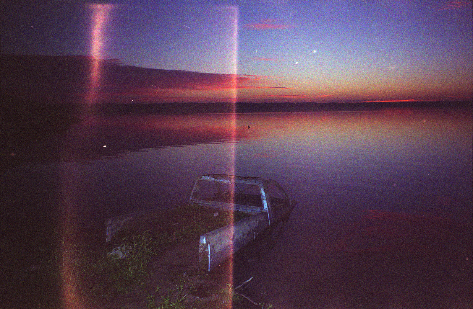 Wallpaper film, 35MM, grain, expired, mjuiiiwide100 3448x2257