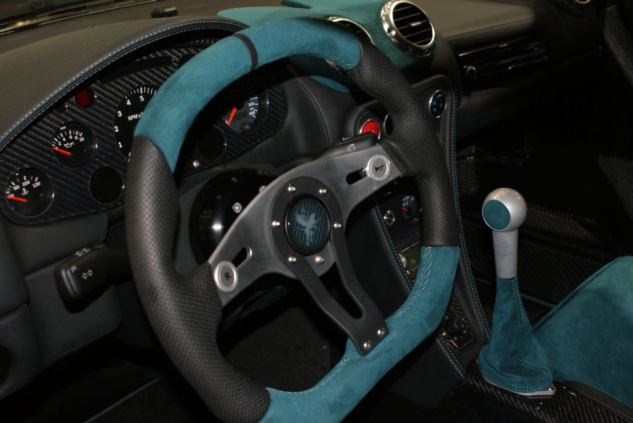 auto, vozidlo, sportovní auto, volant, Gumpert, netcarshow, netcar, obrázky vozidel, photo auto, 2011, Apollo Speed, kolo, okraj, superauto, pozemní vozidla, automobilového designu, automobilový exteriér, automobil make, městské auto, řízení part