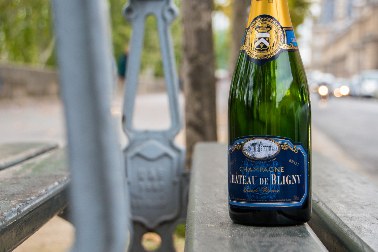 città, vino, verde, bere, panchina, birra, traffico, Francia, bokeh, Parigi, Banca, bottiglia, gdl, Flaska, Euorpe, streetsofparis, ledefrance, FRANCIA, fr, paris1erarrondissement, b nk, Bevanda alcolica