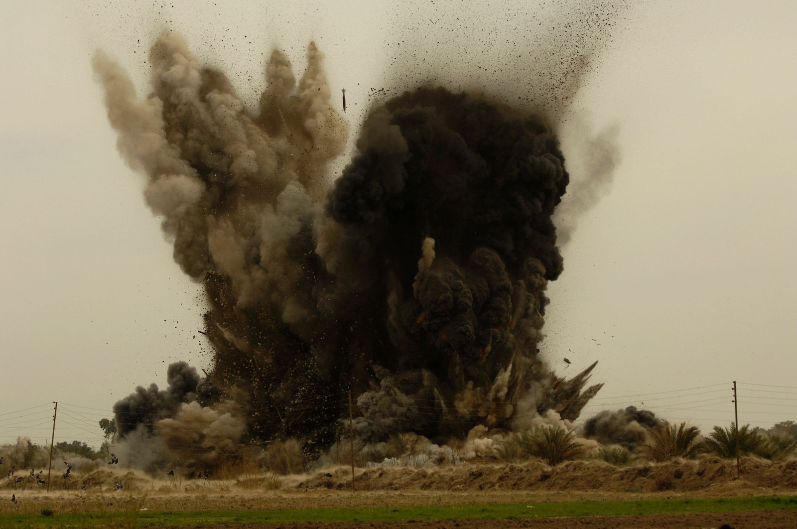 2144x1424 px, ødelæggelse, eksplosion