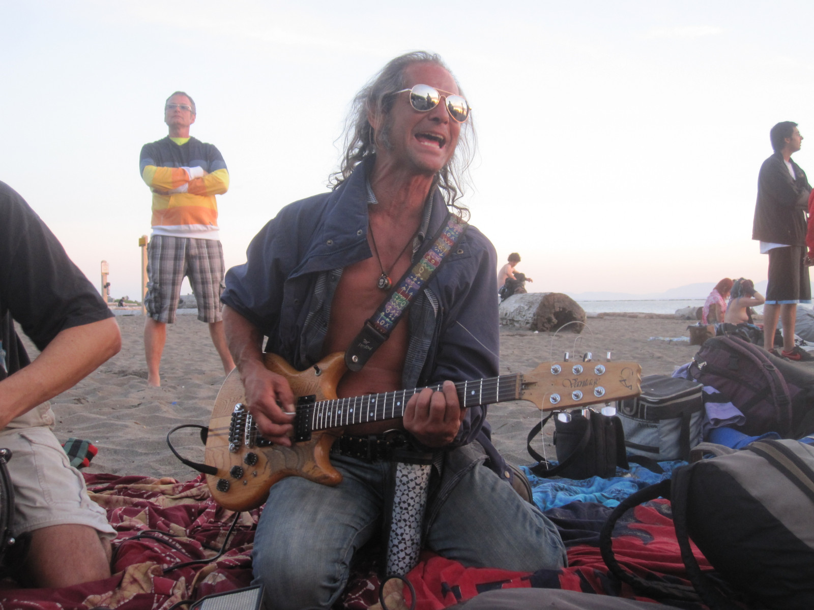 kytara, hudební nástroj, Cestovní ruch, hudebník, Vancouver, dovolená, zábava, rekreace, Rock 'n' roll, Portableamplifier