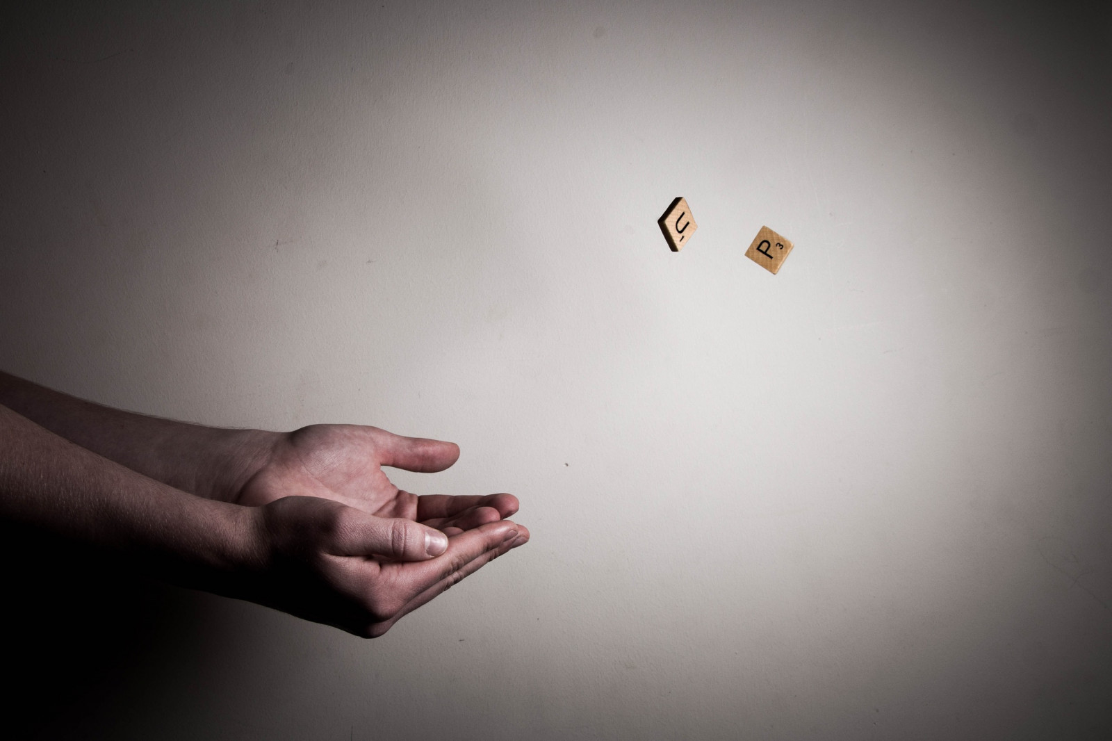 listopad, nahoru, Photoshop, Kánon, Studio, ruce, zbraně, Blikat, Neděle, nakažlivý, Hrabat, dopis, chytit, 365, houževnatý, efs1785mmf456isusm, nepříjemný, catchingup, Lightroom, playonwords, 2015, day333, project365, strobist, efslens, strobism, 333365, speedlite430exii, eos60d, project3652015, rookietom, 3652015, Tomoskay, 29thnovember2015, 245photos