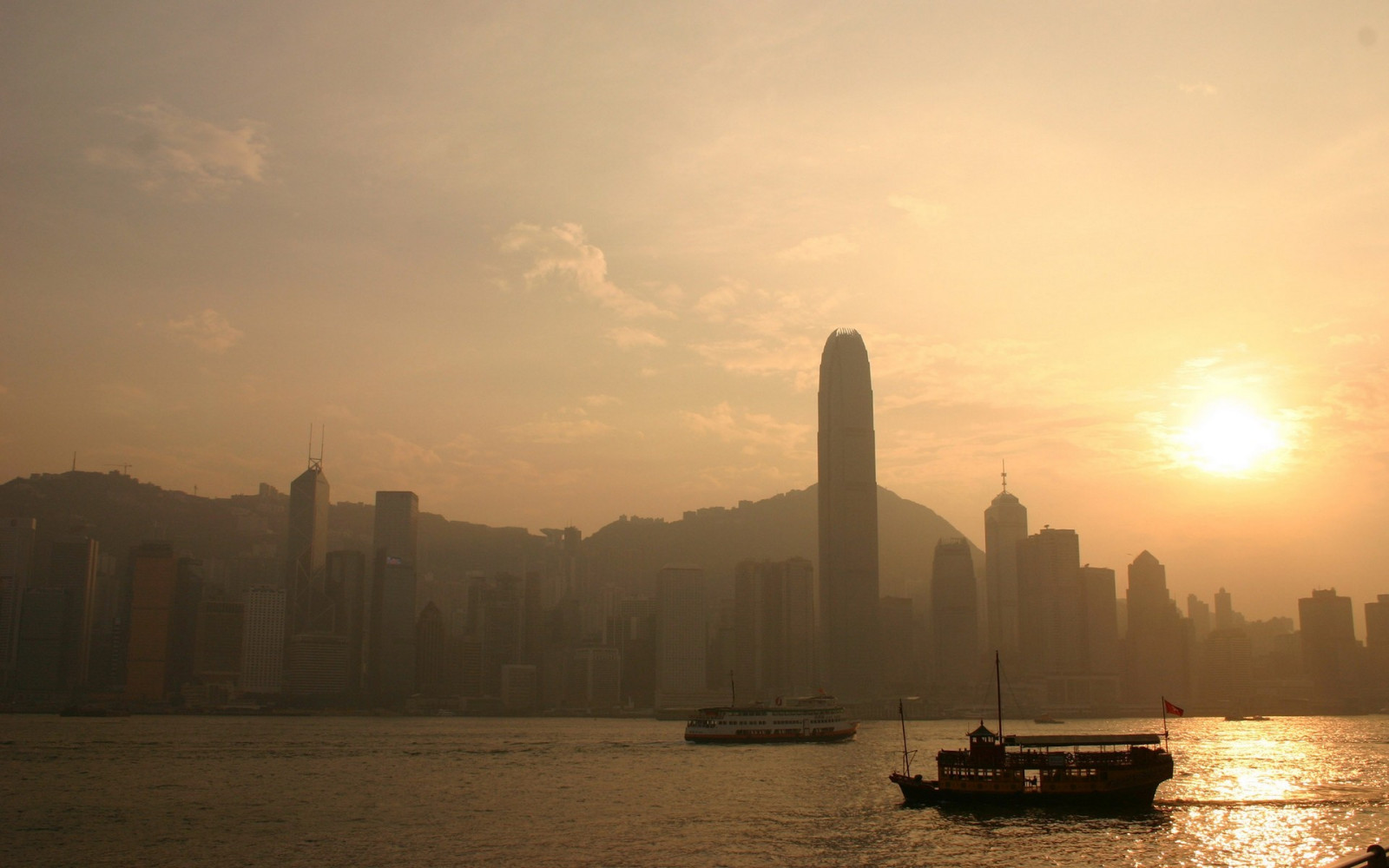 sollys, solnedgang, hav, by, bybilledet, Hong Kong, Bugt, arkitektur, by-, bygning, afspejling, fotografering, solopgang, skyline, skyskraber, aften, morgen, tåge, flod, Sol, horisont, skumring, dis, Victoria Harbour, Sky, daggry, atmosfærisk fænomen, efterglød
