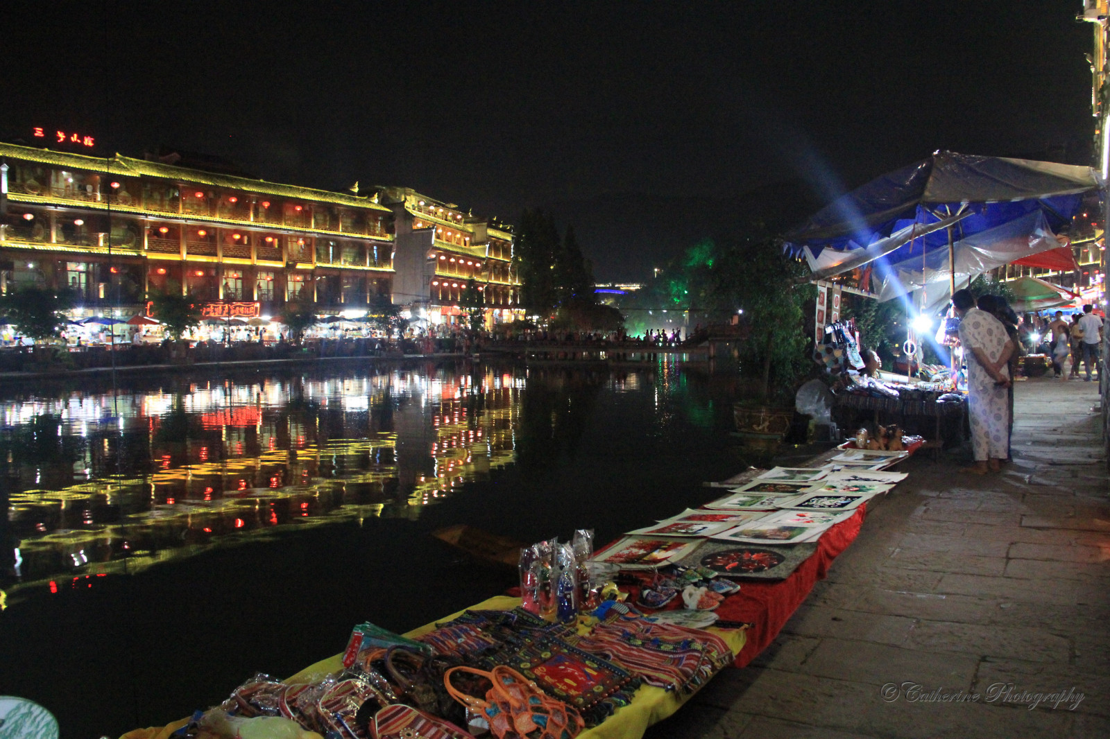 krajina, město, noc, Čína, voda, odraz, řeka, kanál, waterscape, řemesla, turistická atrakce, vodní, tělo z vody, phoenixancienttown, stáje, noční trh
