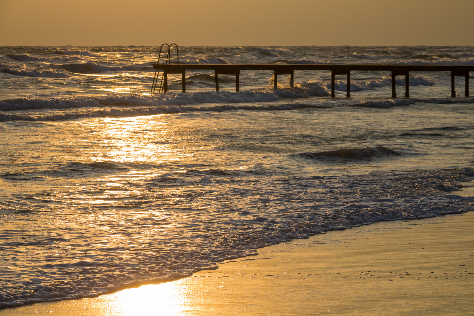 sollys, solnedgang, hav, Bugt, vand, kyst, sand, afspejling, strand, solopgang, aften, morgen, kyst, horisont, mole, dok, skumring, daggry, ocean, bølge, streng, Brygga, Vatten, hav, kust, exif model canoneos760d, geocountry, kamera gør kanon, geocity, kameramodel canoneos760d, geostate, geolocation, exif linse efs18200mmf3556is, exif gøre kanon, exif isospeed 100, exif focallength 90mm, exif åbning 10, Skateholm, krop af vand, vind-bølge