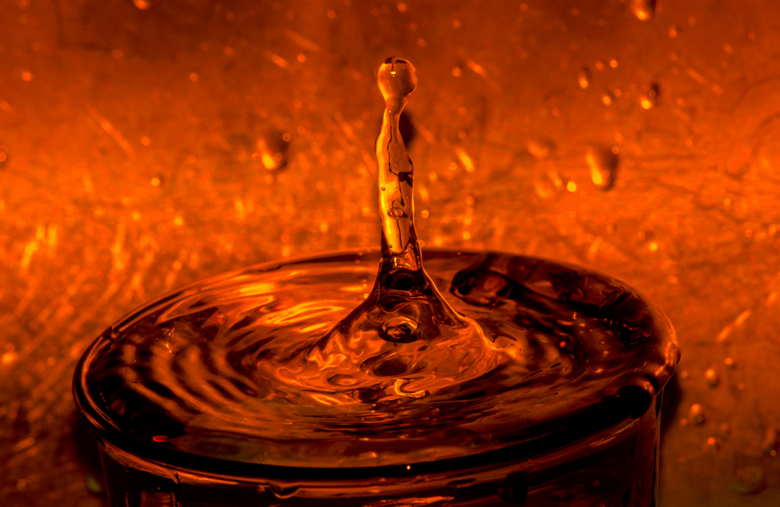 noc, Červené, odraz, napít se, sklenka, Kánon, rebel, 2014, světlo, láhev, osvětlení, polibek, plamen, tma, kapky vody, X5, 600D, eos, T3i, zblízka, destilát, makro fotografie