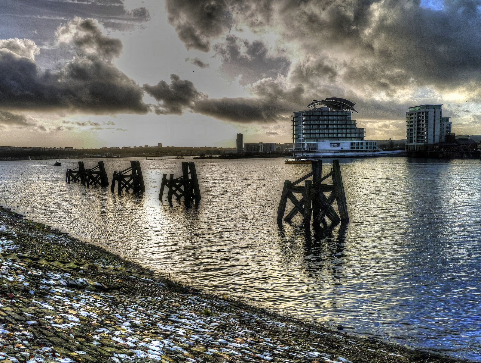 Cardiff, cardiffbay, น้ำ, ท่าเรือ, สี, ทะเล, หิน, เมฆ, ความคมชัด, lumix, panasoniclumixgf5, panasoniclumix14mm