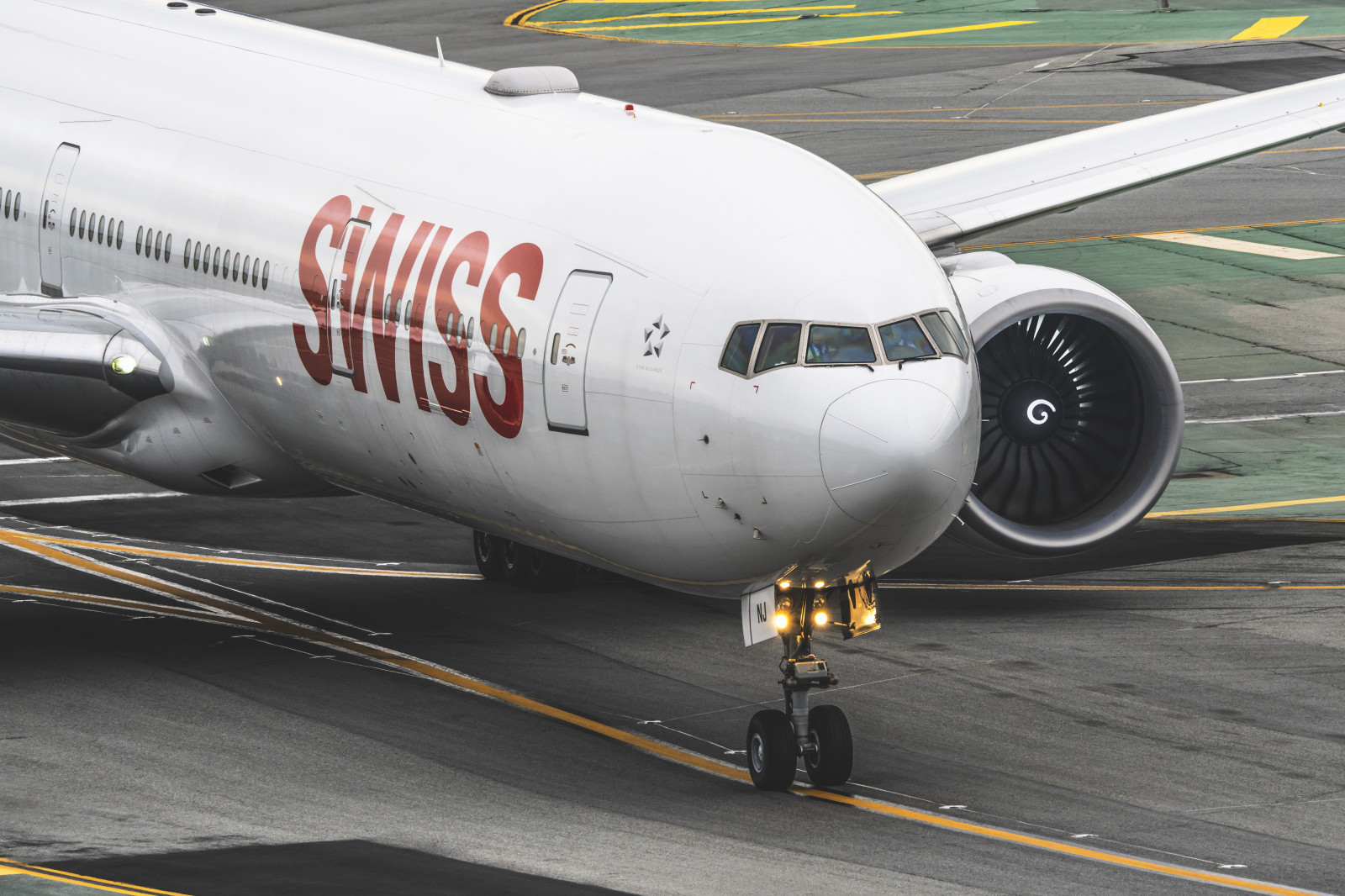 letoun, letiště, vozidlo, motor, turbíny, letecká linka, švýcarský