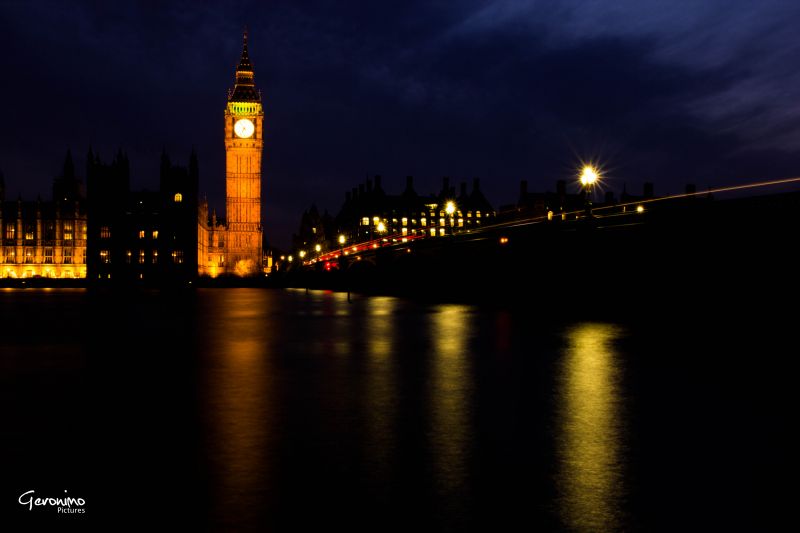 odraz, noc, nebe, mezník, věž, město odraz, noc, nebe, mezník, věž, město