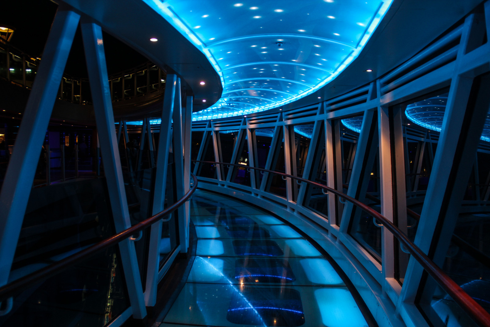 stromy, krajina, podzim, Londýn, lidé, bílý, Černá, ptactvo, zvěř, starý, jídlo, portrét, západ slunce, moře, květiny, zahrada, město, ulice, noc, architektura, jezero, voda, Skála, Příroda, auto, městský, milovat, Červené, nebe, park, sníh, zima, fotografování, mraky, pláž, Skotsko, symetrie, zelená, žlutý, modrý, Anglie, řeka, slunce, Kánon, letní, Francie, Evropa, Paříž, Dovolená, jaro, Spojené království, Chicago, Berlín, rodina, dovolená, UMĚNÍ, světlo, barva, podzim, cestovat, den, Nový, děti, tělesné, fotografie, oceán, kolo, zábava, fáze, divadlo, tma, výlet, fotky, žít, Snímek obrazovky, blackandwhiteblue, flickrbigcats, veřejná doprava