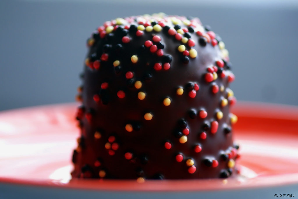 bílý, Černá, jídlo, Červené, Německo, Talíř, oranžový, dort, zlato, čokoláda, postřikovačů, dezert, čokoládový dort, červen, námraza, 2014, usměj se, zábava, sladký, polibek, bonbón, malina, sladkost, vyrobit, makro fotografie, košíček, krémem, renateeichert, resilu, chocolatemarshmellow, whippetcookie, kirchenart