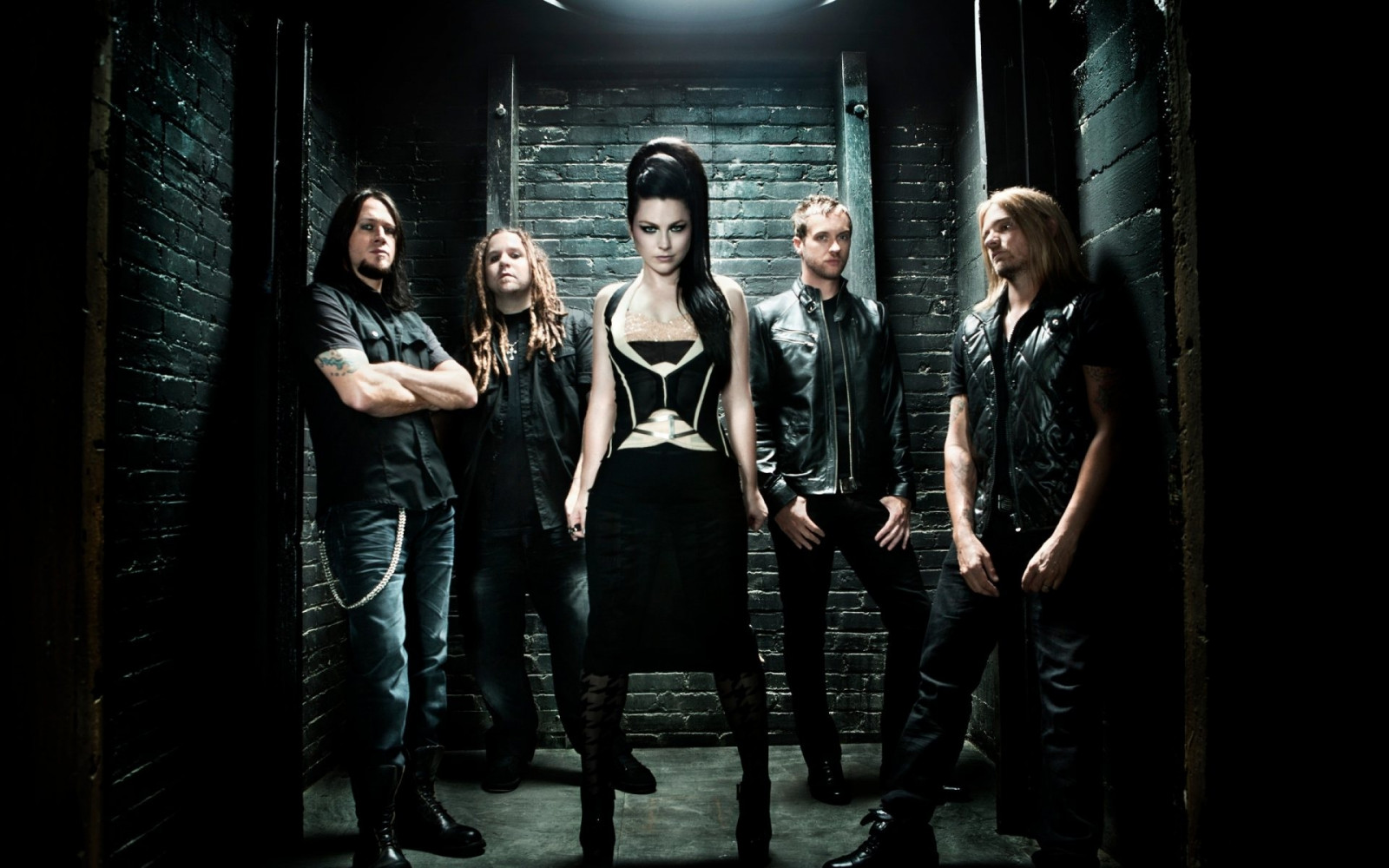 Wallpaper band, midnight, Evanescence, Brick, girl, walls, darkness