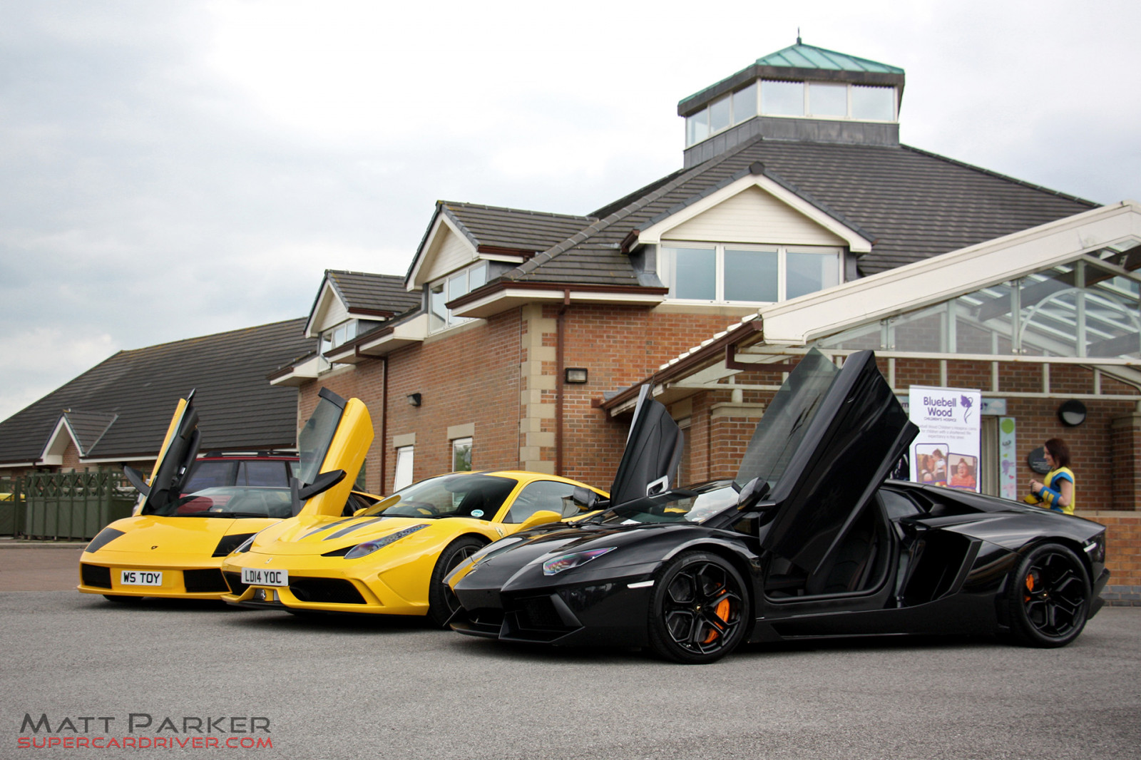 auto, pozemní vozidla, vozidlo, sportovní auto, motorové vozidlo, automobilového designu, superauto, kolo, automotive wheel system, výkon auta, automobilový exteriér, luxusní vůz, Lamborghini, závodní auto, asfalt, Lamborghini Aventador