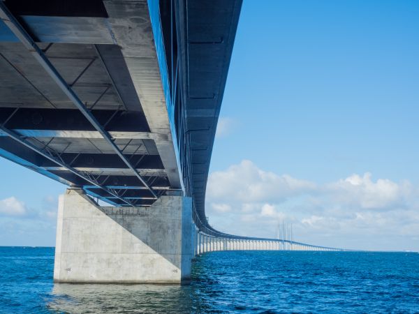 sea,bridge,boat,vehicle,blue,sailing