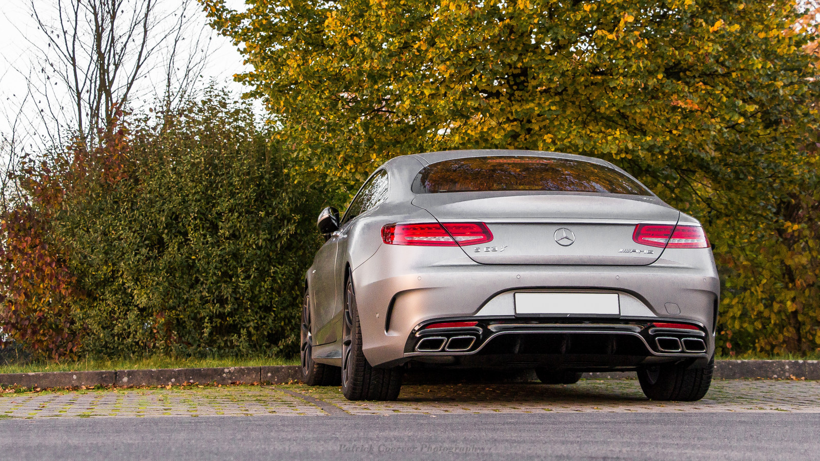 auto, motorové vozidlo, rodinný vůz, luxusní vůz, automobilového designu, vozidlo, osobní luxusní automobil, střední velikost auta, výkon auta, automotive wheel system, sportovní auto, kolo, automobilový exteriér, v plné velikosti vůz, výkonné auto, superauto, okraj, limuzína, kompaktní vůz, Mercedes Benz, nárazník, kupé