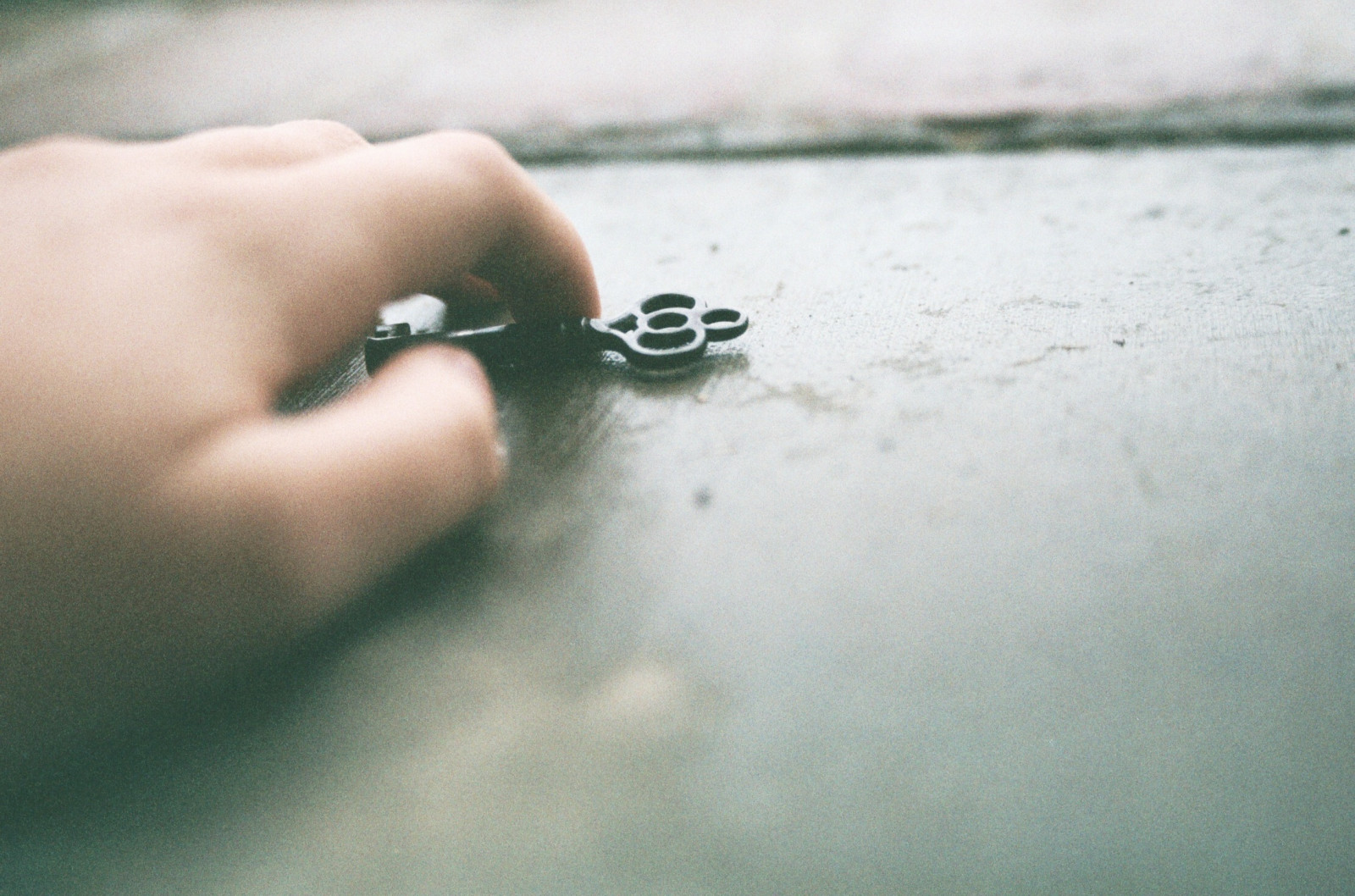 สีขาว, มืด, น้ำ, การสะท้อน, สีเขียว, สีน้ำเงิน, เปียก, สี, ใบไม้, มือ, ทางเดิน, ใกล้ชิด, การถ่ายภาพมาโคร, skeletonkey