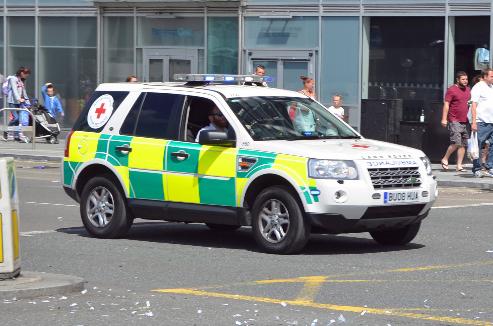 motorové vozidlo, auto, vozidlo, doprava, druh dopravy, policie, sportovní užitkové vozidlo, nouzový, transit police, profese, Land Rover Freelander, crossover sUV, silnice, ulice, mini sportovní užitkové vozidlo, pohotovostní služba