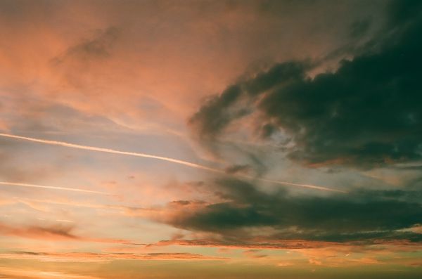 cloud,sky,atmosphere,afterglow,orange,red sky at morning