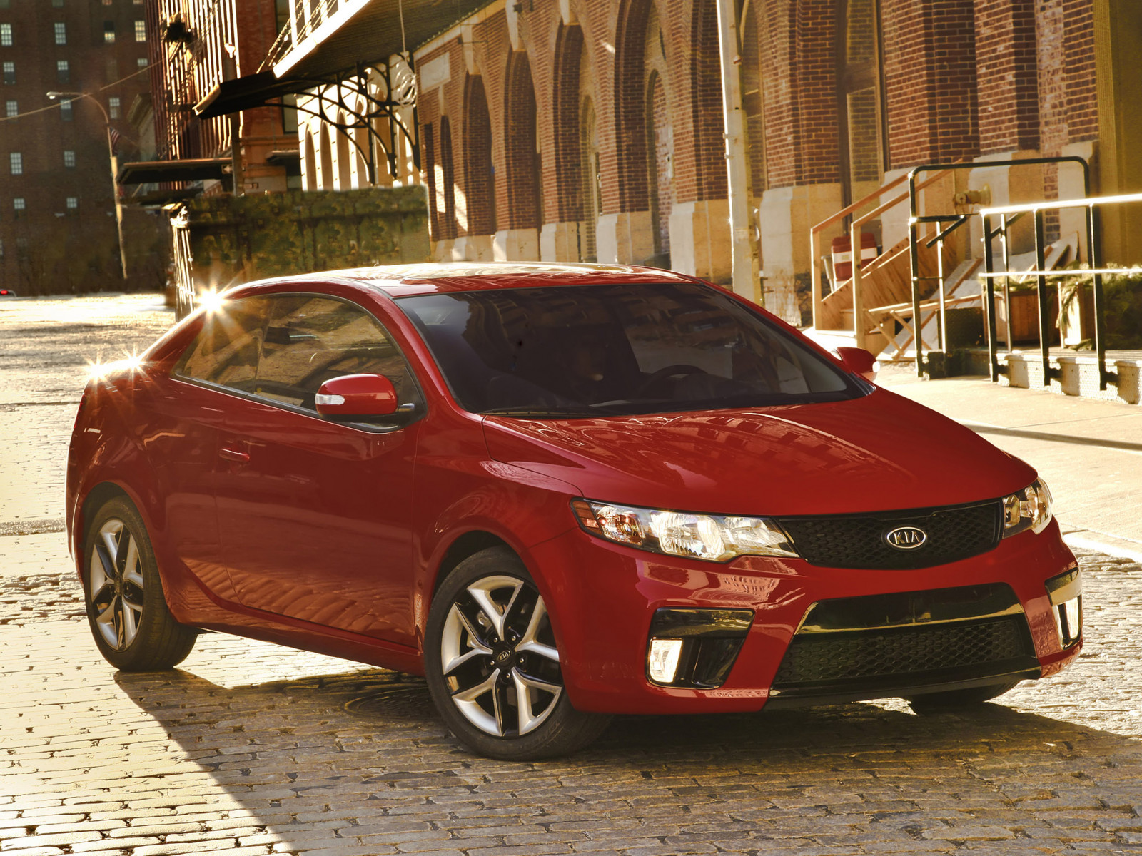 auto, vozidlo, 2013, limuzína, Kia, netcarshow, netcar, obrázky vozidel, photo auto, Forte Koup, pozemní vozidla, automobilového designu, automobilový exteriér, automobil make, nárazník, kompaktní vůz, subcompact auto, střední velikost auta, v plné velikosti vůz, motory kia, kia cerato, kia forte, kia forte Koup