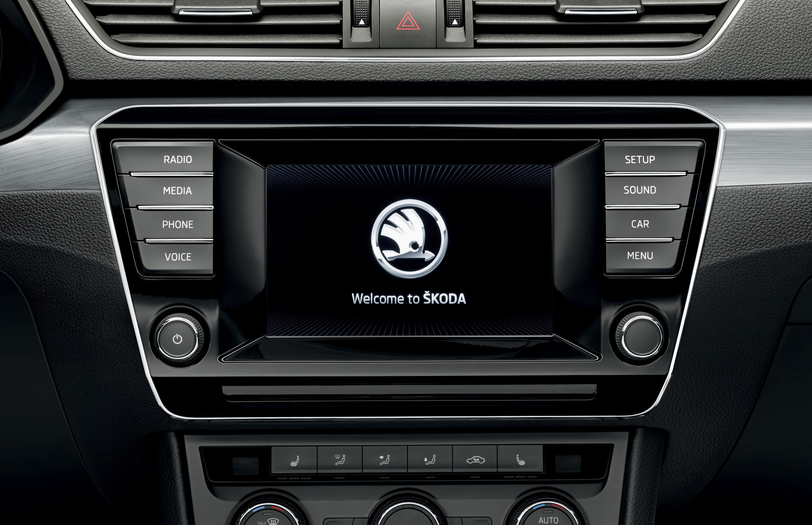 auto, BMW, veicolo, Berlina, BMW X1, Skoda, netcarshow, netcar, immagini di auto, auto foto, 2016, Superb SW, veicoli terrestri, esterno automobilistico, marca di automobile, auto di famiglia, auto compatta, crossover SUV, auto esecutivo, vettura di medie dimensioni, BMW x3