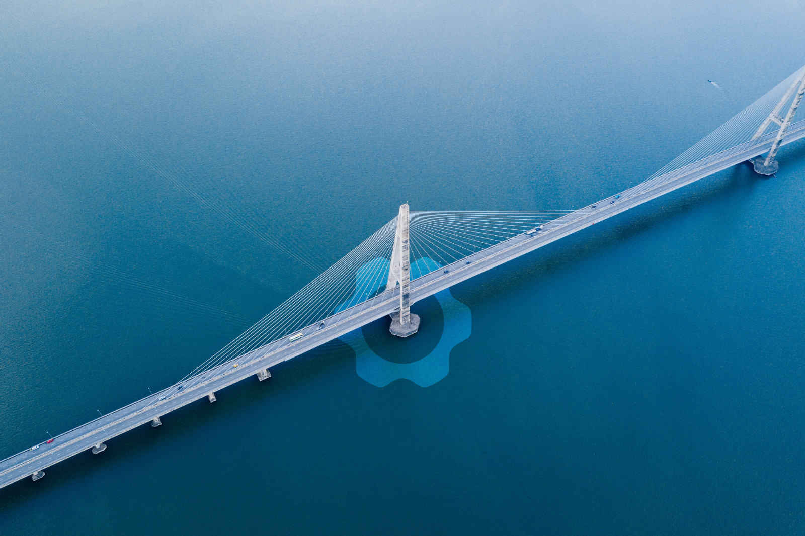 voda, modrý, čára, most, visutý most, petrolejově modrá, fixed link, nonbuilding struktura, jezero, oceán, kapalina