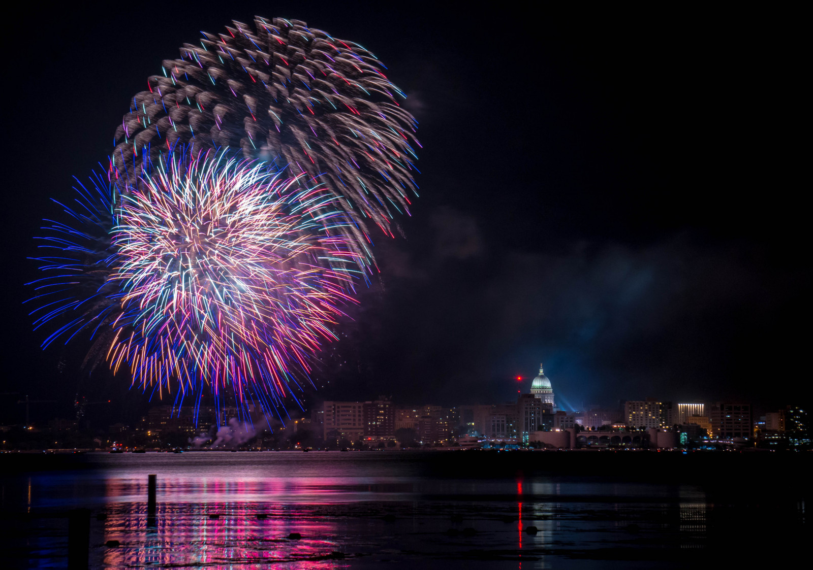 Wallpaper Wisconsin, night, fireworks, capital, capitol, madison