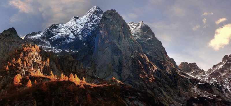 2048x943 px,montagna