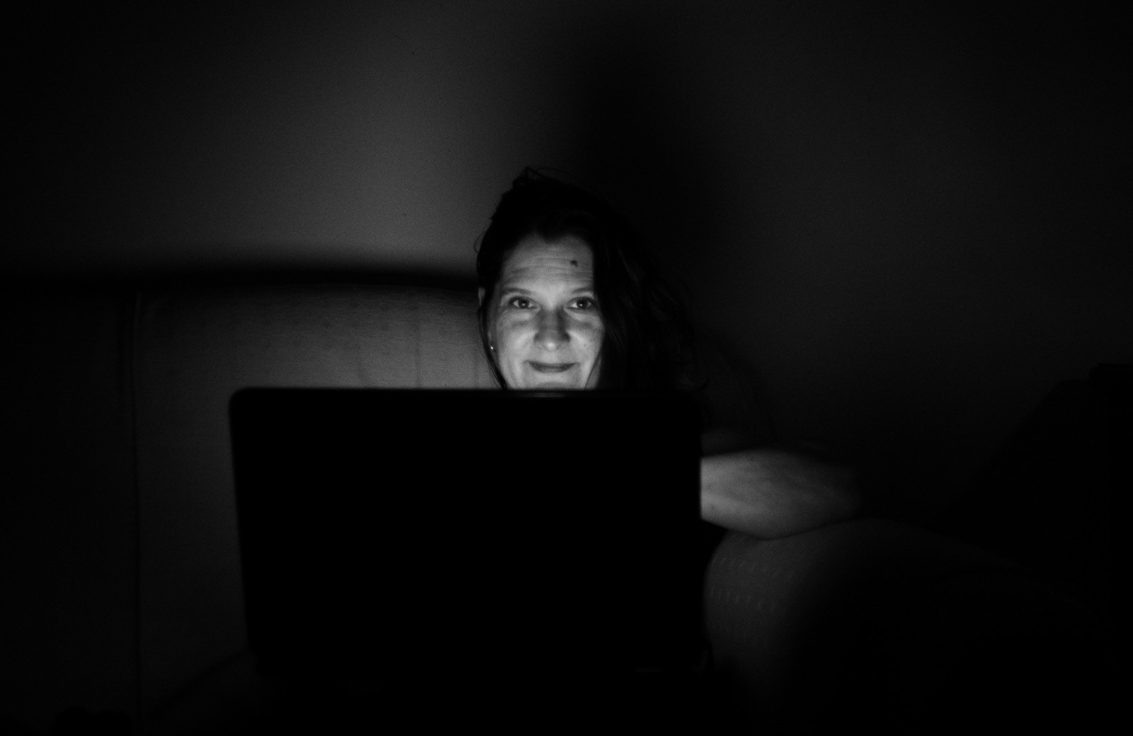 hvid, sort, monokrom, portræt, mørk, nat, brunette, elsker, fotografering, Person, kurvet, clairobscur, midnat, lav, vinkel, Lisa, Mono, lys, sort og hvid, smuk, lowkey, svagt lys, smuk, nuttet, nøgle, pige, skønhed, bw, kvinde, belysning, dame, mig, kvinde, fotografi, mørke, hed, smukke, dejlig, feminin, kone, vellystig, elegant, smuk kvinde, selv, tiltrækkende, øjebliksbillede, partner, elsker, ægtefælle, lightandshadow, Pretty Woman, velskabt, sort og hvid, monokrom fotografering, film noir, ser godt ud, lokke, Hr, meget smuk, garethwonfor, tempusvolat, mrmorodo, Gareth, tempus, volat, womenarebeautiful, attractivewoman, lovelybrunette, lisawonfor, min kone, gorgeouswife, ærbar, Morodo, Farge, lisafarge, verypretty, beautifulwife, prettywife, min pige, lovelywife, blackandwhitephotograph, goodlooks, lovelylisa, prettylisa, flash photography