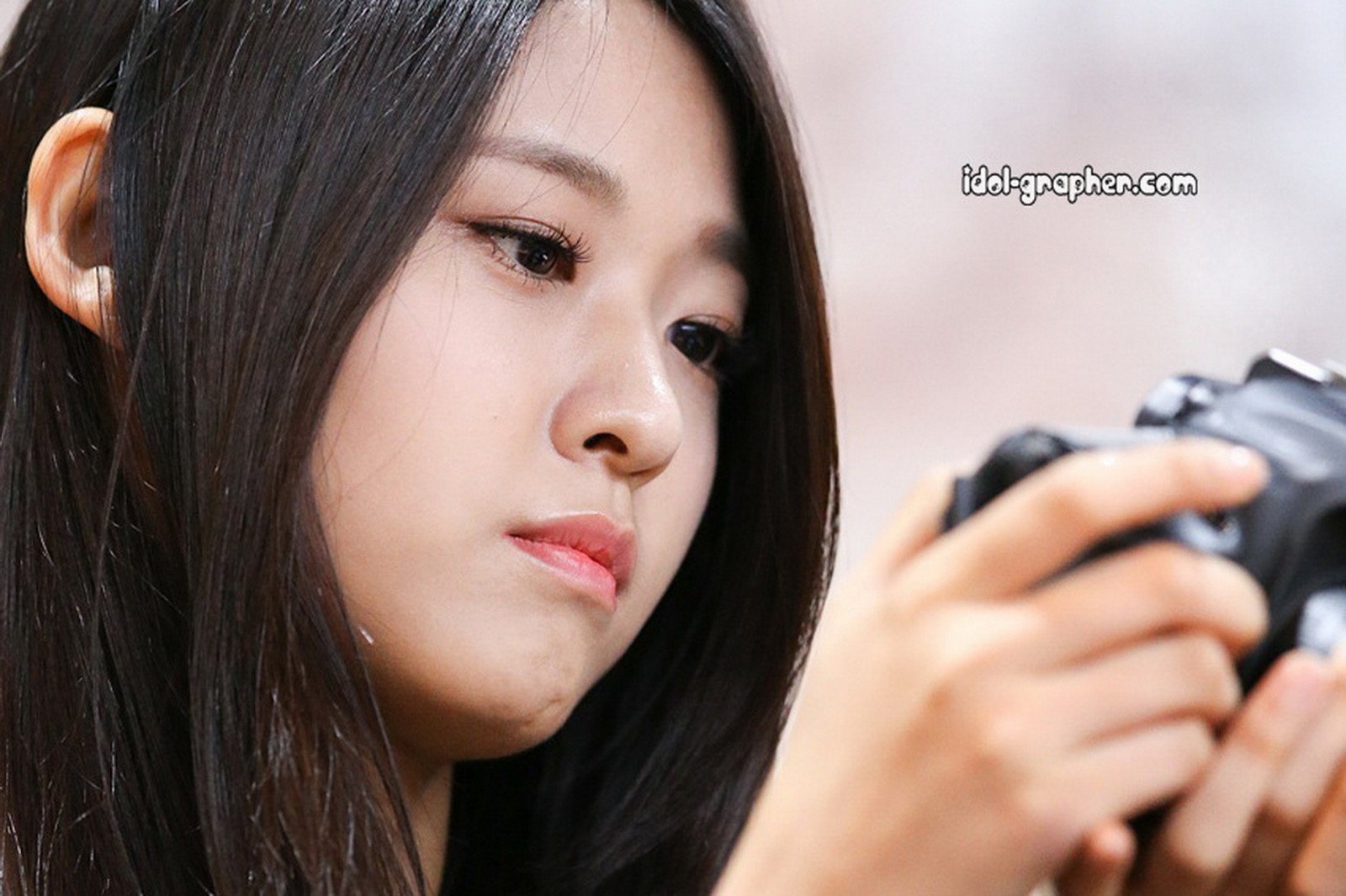 viso, modello, ritratto, bicchieri, fotografia, cantante, capelli neri, capelli, bocca, naso, emozione, Persona, pelle, capo, cantando, AOA, Seolhyun, ragazza, bellezza, Sorriso, occhio, donna, mano, signora, Senso, labbro, acconciatura, fotografia di ritratto, servizio fotografico, capelli castani, espressione facciale, corpo umano, organo, avvicinamento