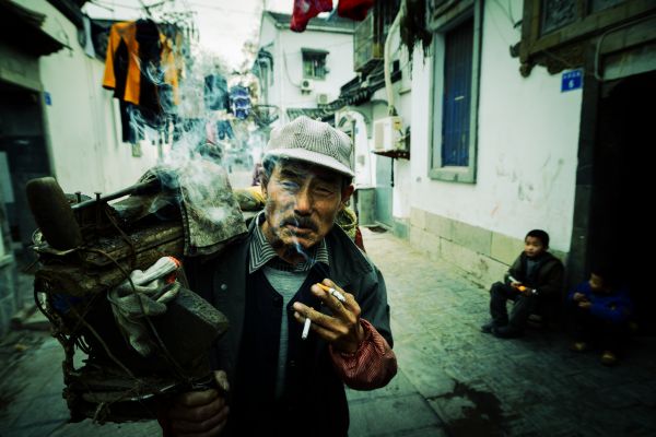 city,smoking,street,China,road,Nanjing